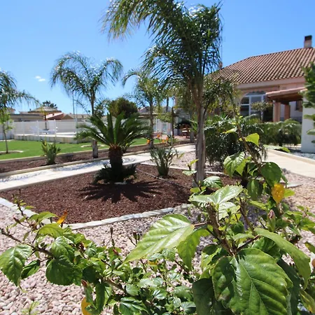 Holiday home Casa Con Piscina Privada Cerca Del Mar, Mascotas Bienvenidas, Wifi Gratis, Playa Perros - Es-184-39